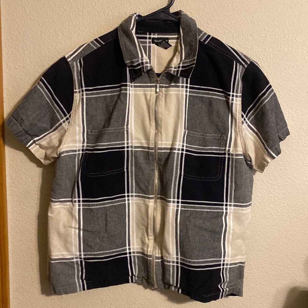 Northcrest short sleeve plain zip up shirt size XL